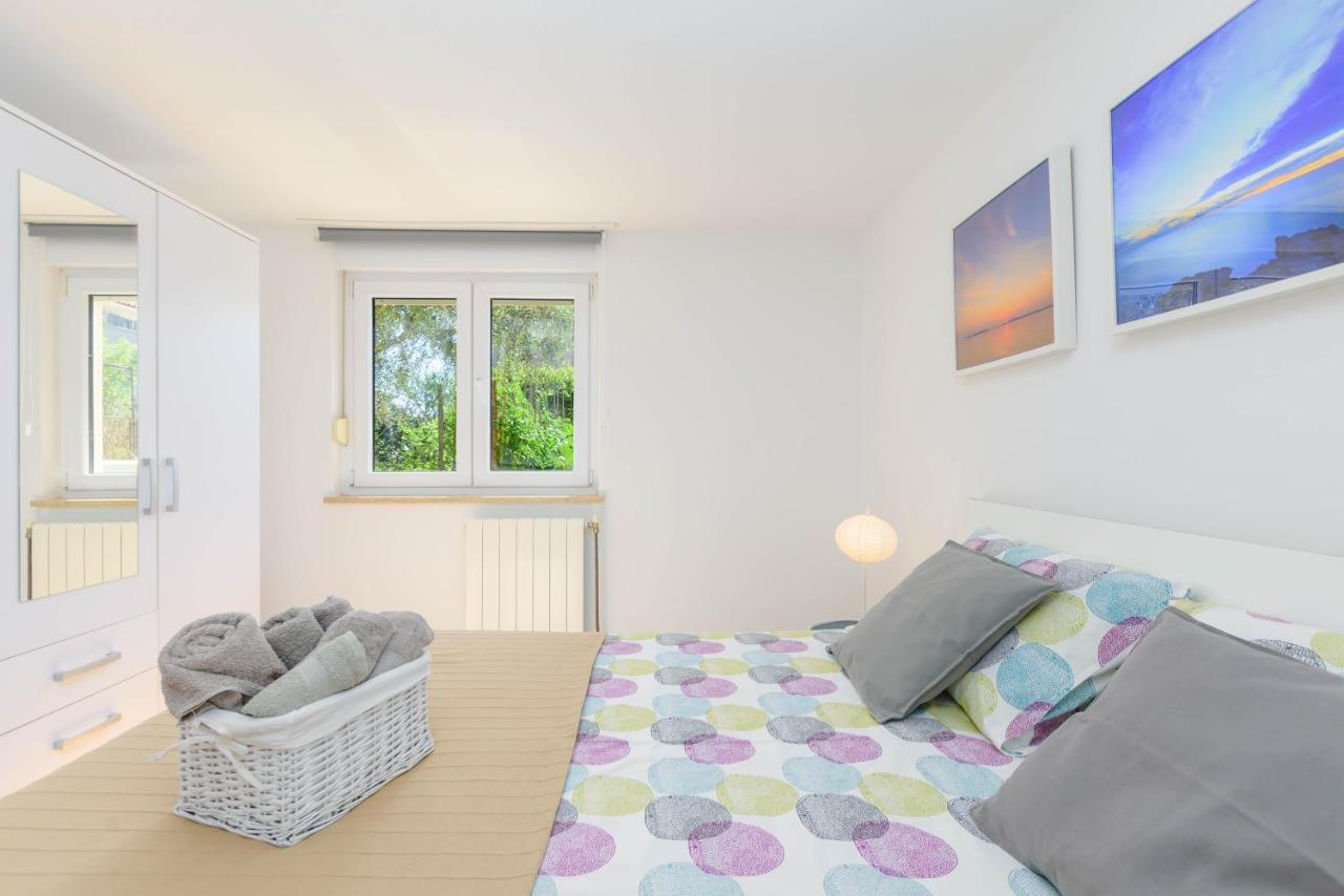 Apartment Dragonja Pula Bagian luar foto