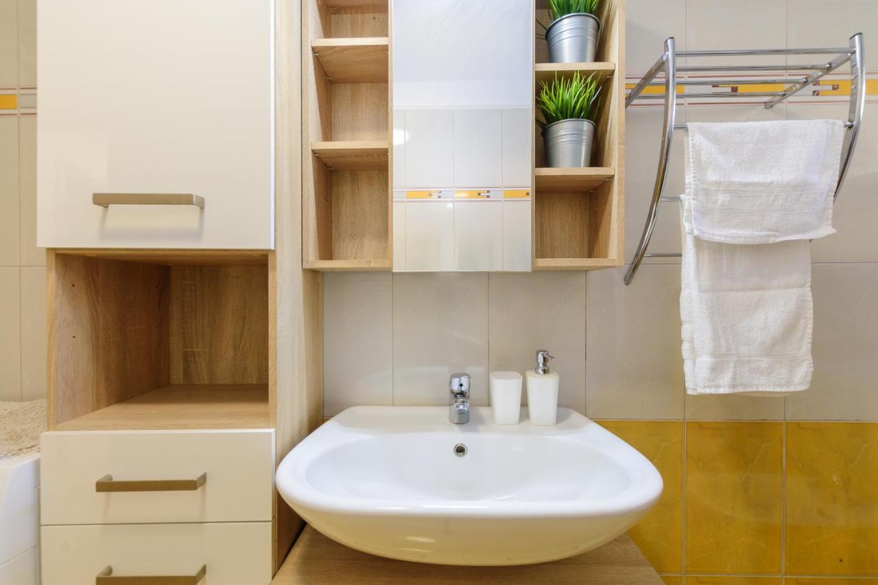 Apartment Dragonja Pula Bagian luar foto