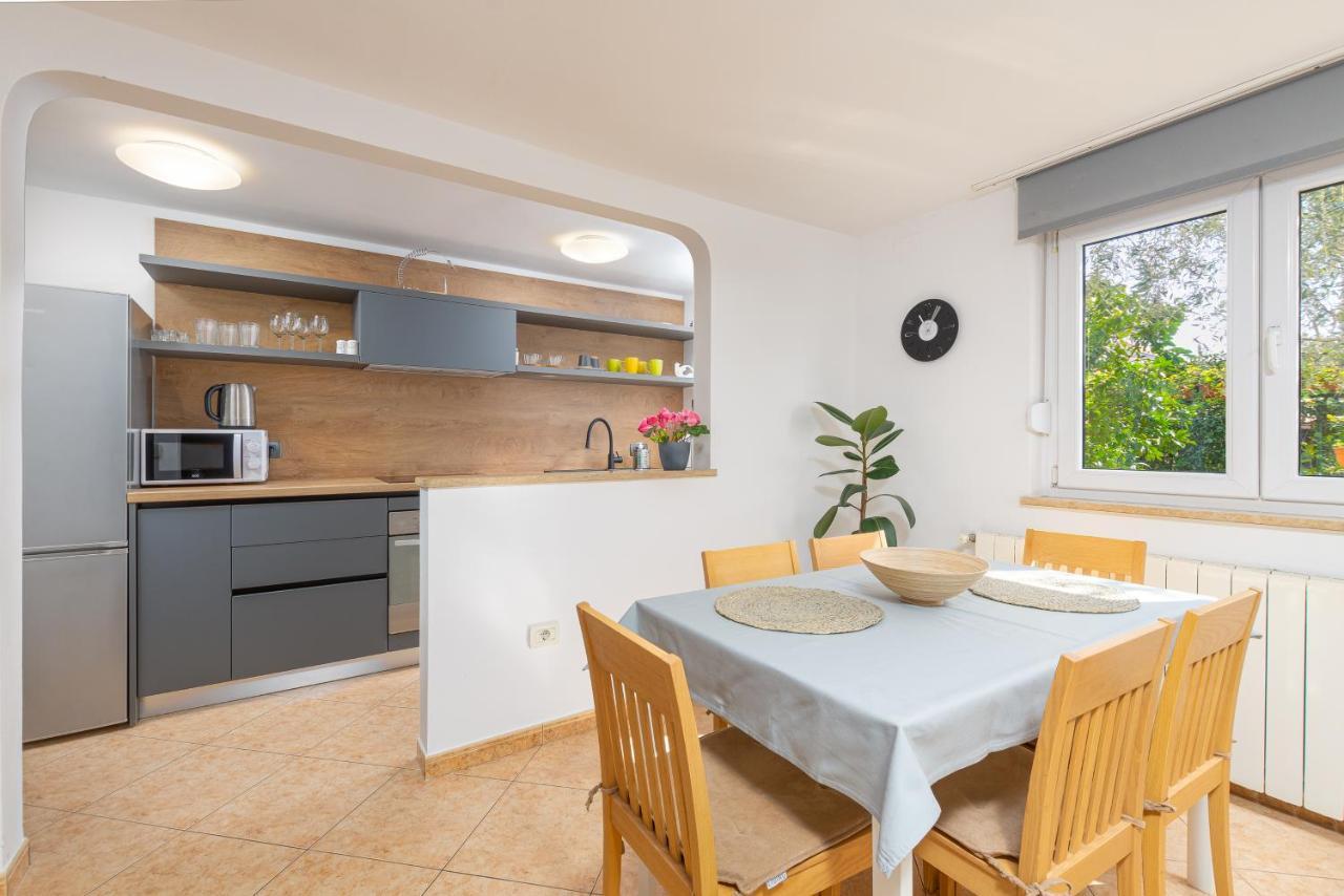 Apartment Dragonja Pula Bagian luar foto