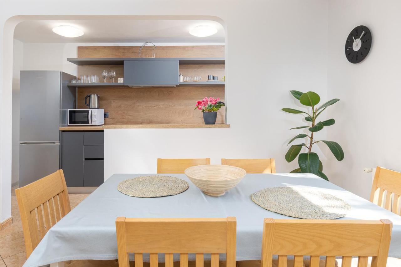 Apartment Dragonja Pula Bagian luar foto